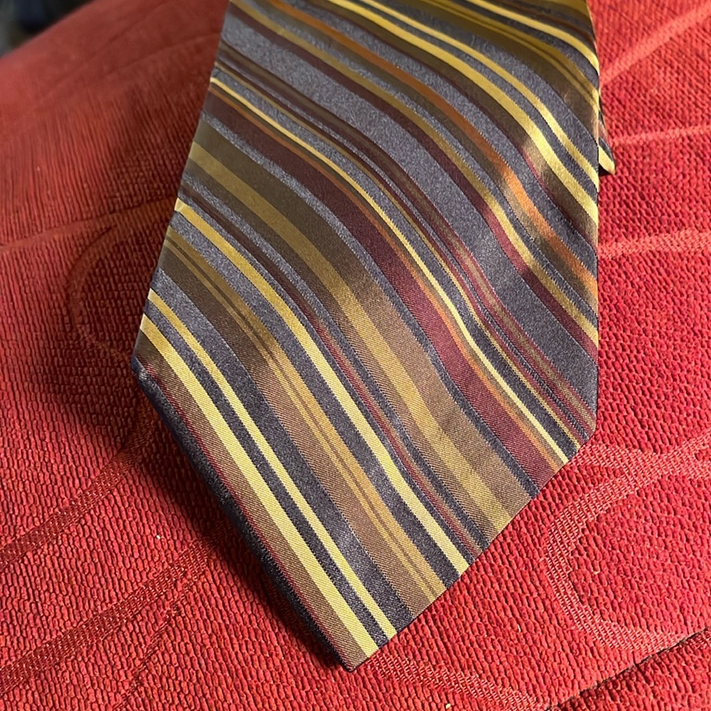 Ecco brown tan blue gold burgundy olive green striped silk tie